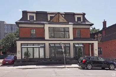 Beautiful, renovated 1B apartments in the Downtown Ottawa! Image# 2