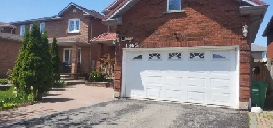 FURNESHED BSMNT ROOM AVAILABLE RIGHT NOW CLOSE SQ1 . ONE MALE. Image# 1