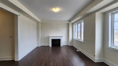 5 Bedrooms Town House for rent FOR SINGLE FAMILY - NORTH BRAMPTO Image# 1