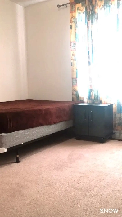 Great room rent for Female Image# 8