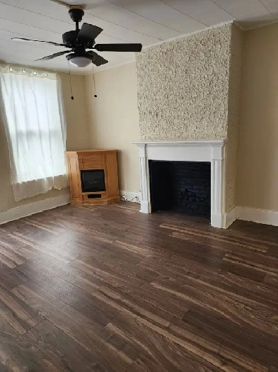 Two Bedroom Row House for rent Image# 5