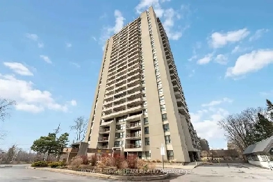 1 bedroom Condo for sale under 300k right next to bus terminal! Image# 1
