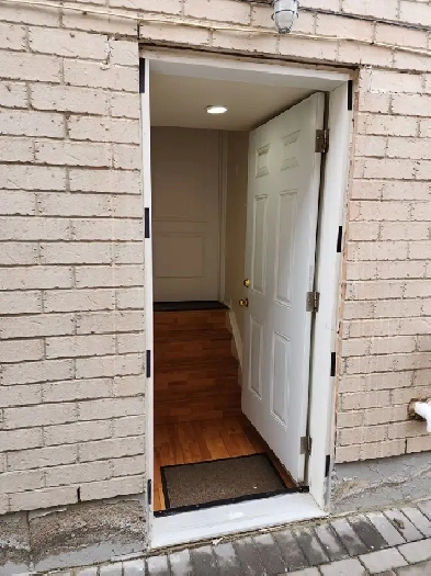 Basement for Rent near Vaughan Hospital Image# 8