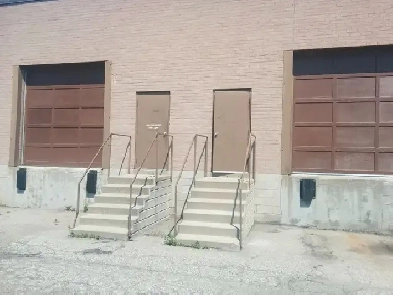 Industrial unit 4000-8000 sq. ft for lease in Brampton, ON dock Image# 1