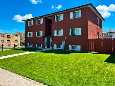 Newly renovated 2 bedroom apartment Image# 1