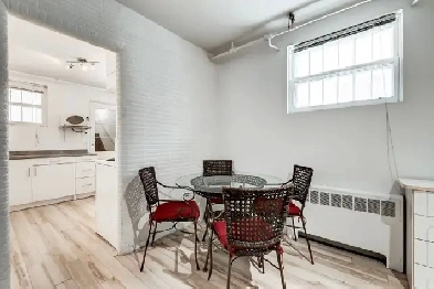 Grand studio à louer – 7 min du métro Cadillac Image# 1