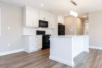 House (Upstairs Unit) For Rent in Stratford Image# 1