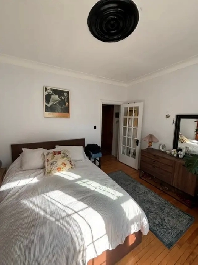 Outremont 5 1/2 ($400 CREDIT) Image# 1