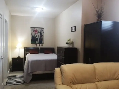 Spacious Bachelor Suite is available on June 1 Image# 2