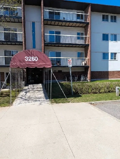 Condo 4 1/2 Image# 6