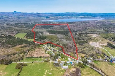 PLAIN-PIED  TERRAIN 253 ACRES  DIVERS USAGES PERMIS  WEEDON Image# 2
