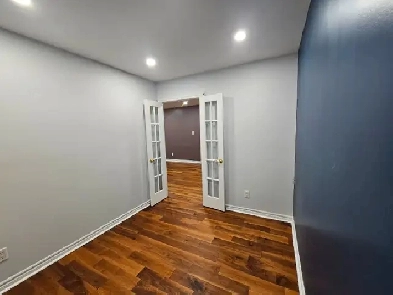 2 Bedrooms Condo Apartment for Rent Image# 3