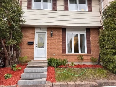 Maison de Ville  - centre Aylmer Image# 4
