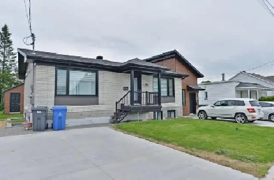Superbe 5 1/2 style condo, situé dans un triplex Image# 5