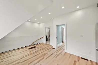 New laneway suite apartment for Rent - $2100 per month (all util Image# 8