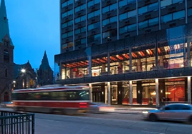 Luxury Furnished Downtown Sublet with Top Amenities Image# 7