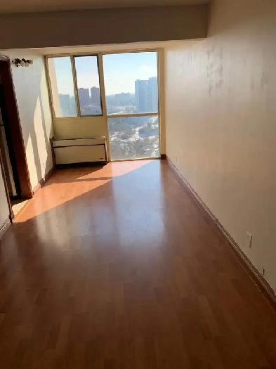 Room for Rent in a Condo Image# 11