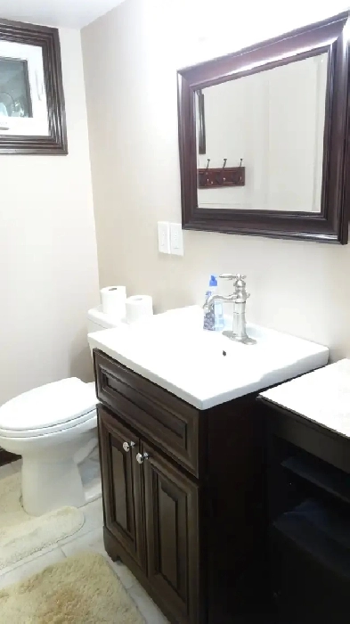 $2,200– 3 Bedrooms Bungalow House in Good Neighborhood Image# 12