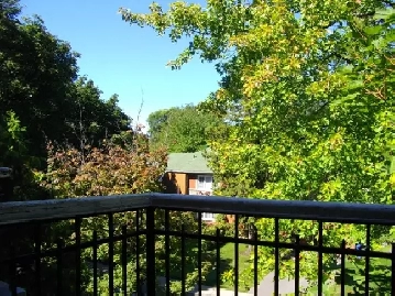 WOW! BEAU GRAND 7 1/2 - 4 CAC - QUARTIER SUPER CHIC - MONT ROYAL Image# 8