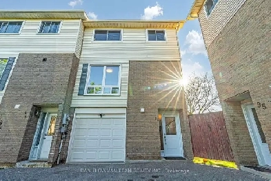 ⚡MOVE IN AND ENJOY 3 BEDROOM CONDO TOWN IN A GREAT LOCATION! Image# 14