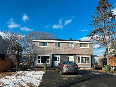 Pet friendly unit great location Dartmouth  Ellenvale ave Image# 1