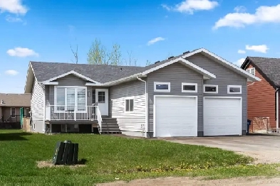 110 Centennial Dr - Bungalow Located In Small Town Grand Coulee Image# 1