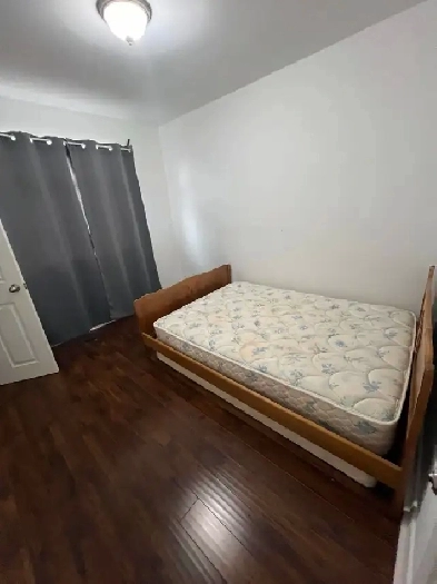 ROOM AVAILABLE JUNE 1 NEAR SHEPPARD AND WESTON ROAD Image# 1