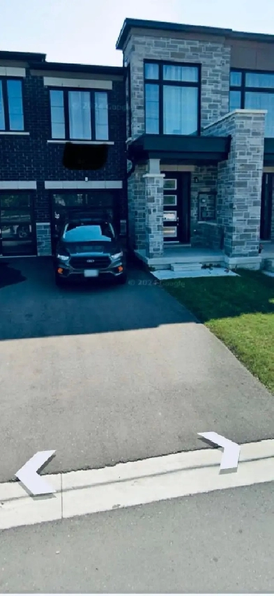 Townhouse for rent Whitby Image# 8