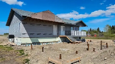 14 Scott Bay, Muenster Image# 8