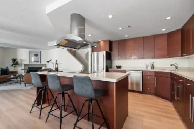 Spacious 3-Bedroom, 2.5 Bathroom Condo at Yaletown for rent! Image# 1
