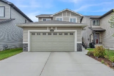 2 Storey Home in Maple Crest For Sale or Trade! Image# 1