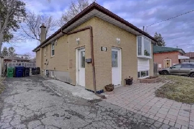 3 Bed 1 Bath House- 42 Par Ave Image# 7