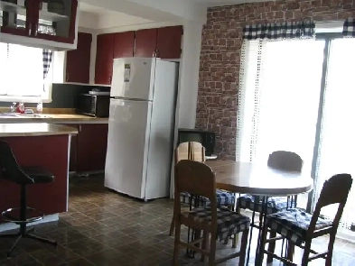 Nice room available for student, professional non smoker! Image# 9
