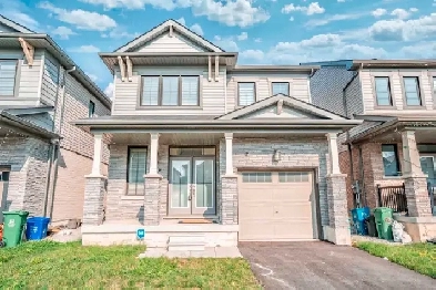 Detached House for Lease in Hamilton Image# 1