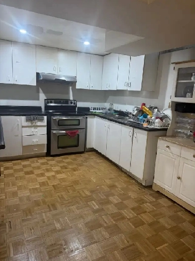 one spacious room available for girls Image# 6