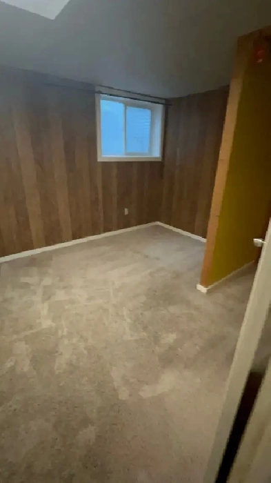 available June 5 private bathroom wet bar room Image# 3