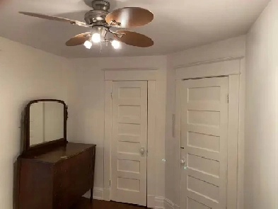 Room for Rent - 9 x 12 - Downtown Brampton Image# 10