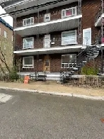 Très GRAND 7 ½ style CONDO entrée indépendante PREMIER étage Image# 3