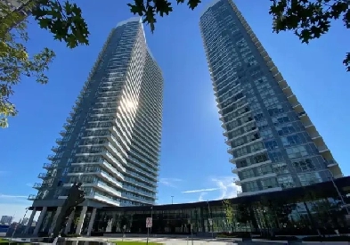 2-bed PENTHOUSE condo in the prestigious Bayview Village area Image# 1