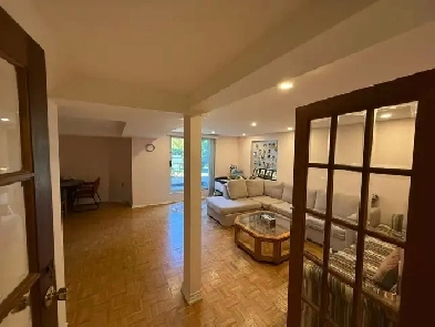 $2500 Private Walkout Bsmt -ALL Incl (or $1400 &$1100 for Rooms) Image# 8