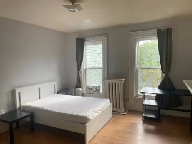 Available Now! Large All-Inclusive Bedroom in Shared Home Image# 5