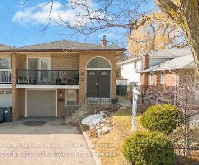 3-Bedroom Home for Rent ($3,000/m)| Applewood Mississauga Image# 2