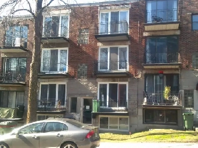 Métro Joliette, 3 1/2 rénové, près de services, 1350$/m Image# 1