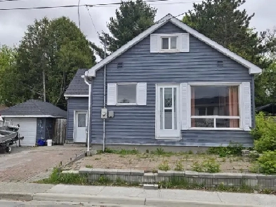 DESIRABLE GARSON NEIGHBOURHOOD! Image# 8