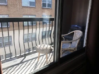 Lower mount royal 1 bedroom,balcony,parkg $1250/m  electricity Image# 5