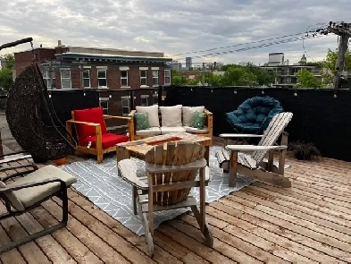 Luxury 2 Bed 2 Bed Apartment Penthouse Suite For Rent! Image# 4