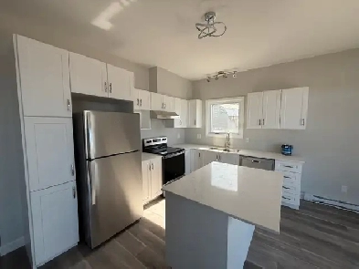 Brand New Waterfront 2 Bed Apartment Image# 1