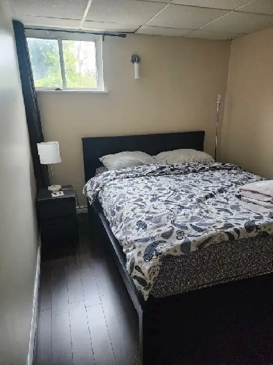 Room rent near humber college Image# 1