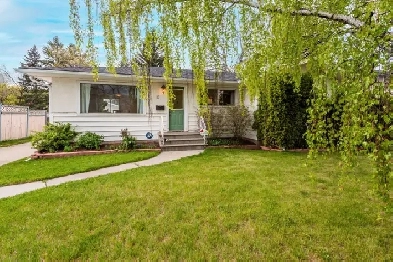 4 BEDROOM GLENDALE HOME FOR SALE ON A HUGE LOT! Image# 8