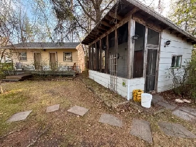 SS MAY 23...TITLED LOT NEIGHBORING HOUSE...PACKAGE DEAL FOR BOTH Image# 6